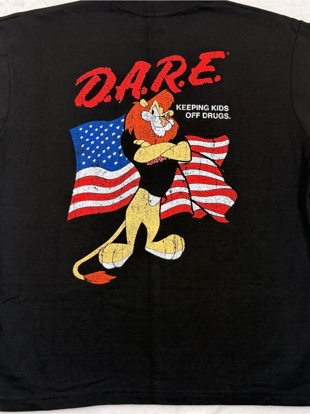 DARE Shirt Mens Large Black Daren the Lion American Flag Graphic Tee Retro NWOT